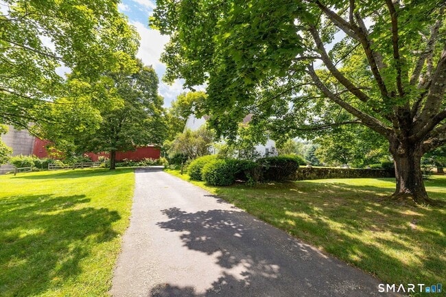 Photo - 73 Westledge Rd