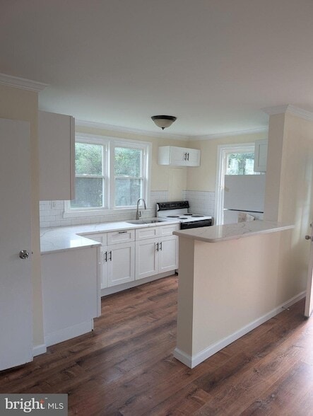 Photo - 411 E Cherry St