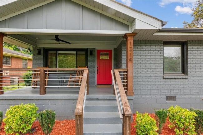 Photo - 1219 Hill St SE