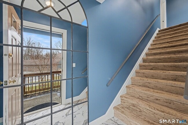 Photo - 156 Heatherwood Dr