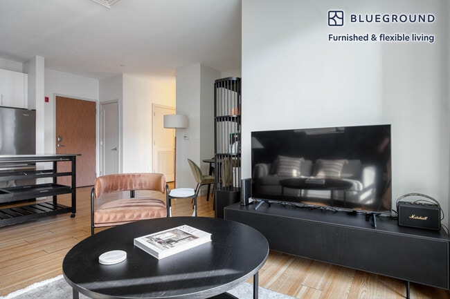 Photo - 320 D St Unit FL3-ID968