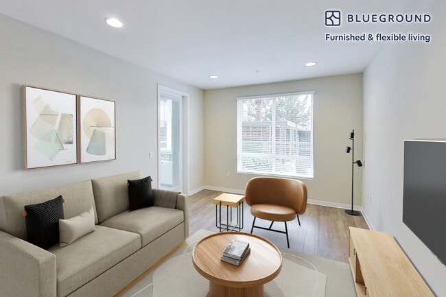 Building Photo - 2777 Alton Pkwy Unit FL3-ID10532A