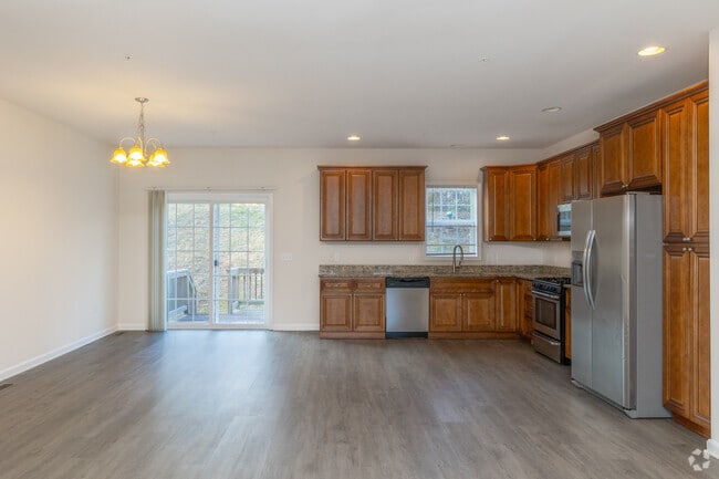 4BR, 2.5BA - 2,600SF - Kitchen - Monticello Heights Townhomes