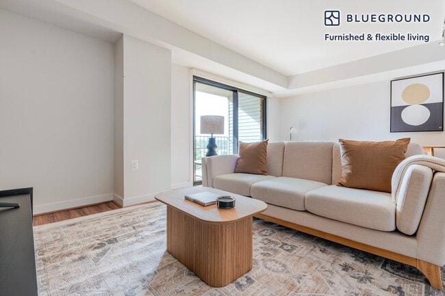 Building Photo - 2500 Clarendon Blvd Unit FL6-ID1128