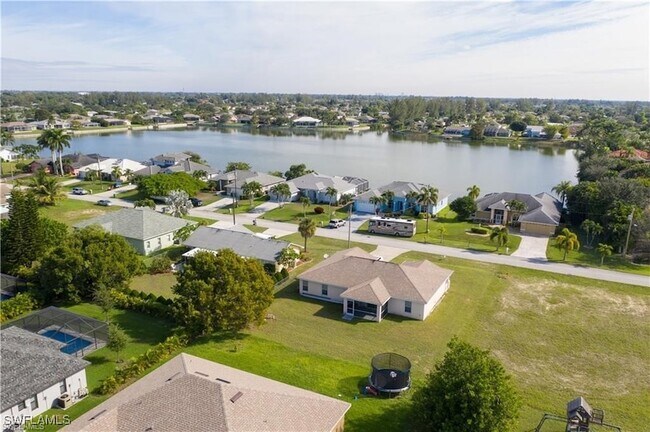 2700 SW 15th Ave Rental Cape - Image 