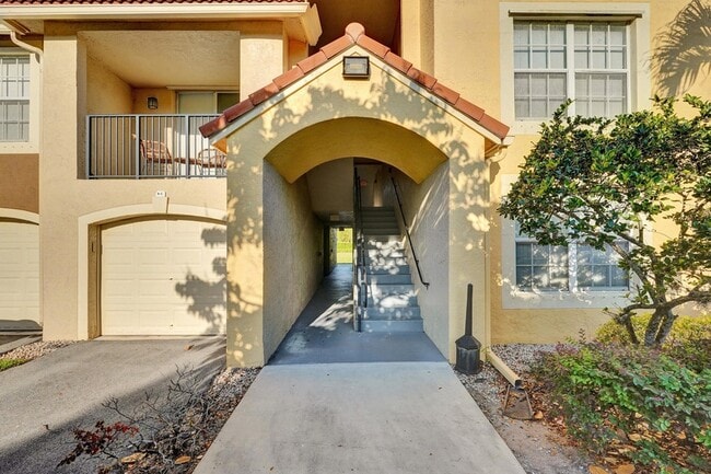 Building Photo - 15075 Michelangelo Blvd Unit 103