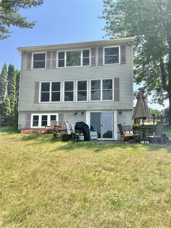 Photo - 37 Crockett Rd Unit ID1255622P