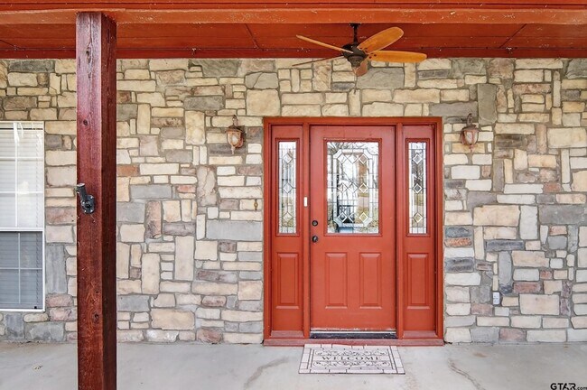 Photo - 643 Private Rd 7330