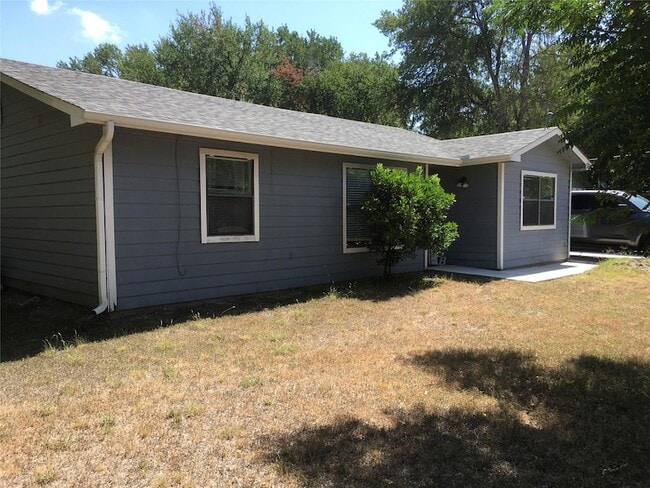 Photo - 298 Lamaloa Ln