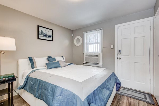 Building Photo - 5721 Wadsworth Bypass Unit ID1341159P