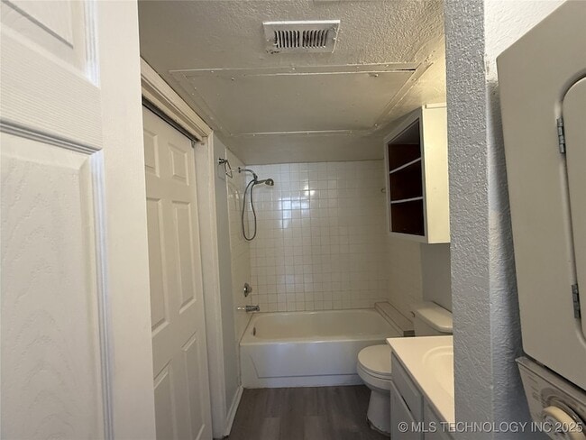 Photo - 6639 S Victor Ave Unit G101