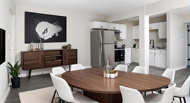 Photo - 7252 Ainsley St