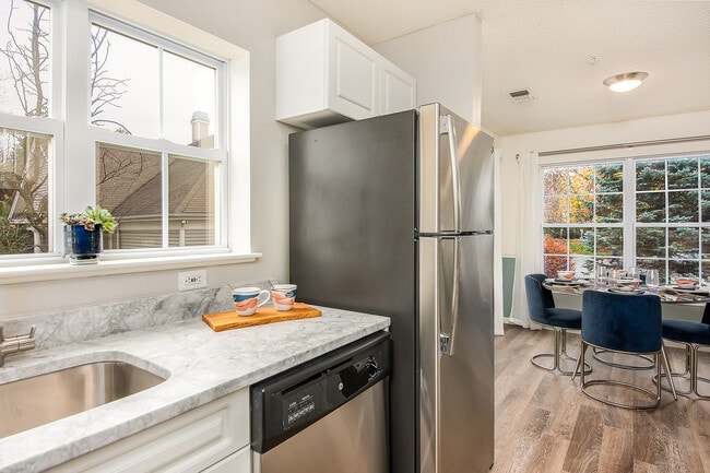 Photo - Essex Apartment Homes