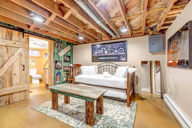 Photo - 5508 Balsam St Unit ID1368848P