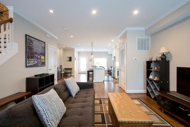 Photo - 713 Florida Ave NE Unit SI ID1587671P