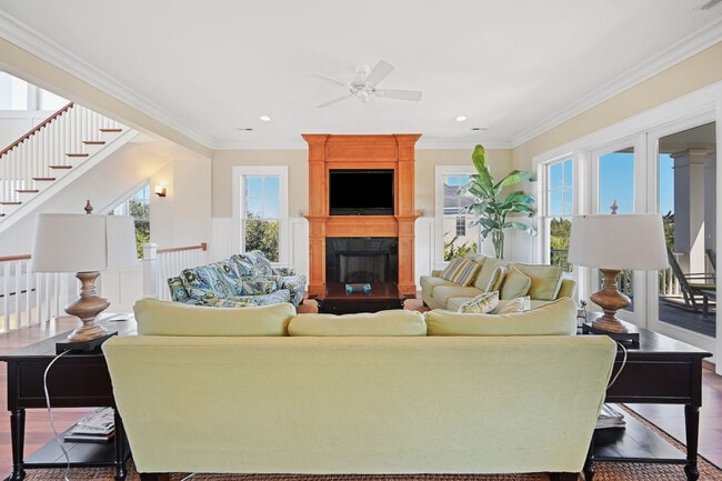 Building Photo - 205 Sea Island Dr Unit SI ID1253470P