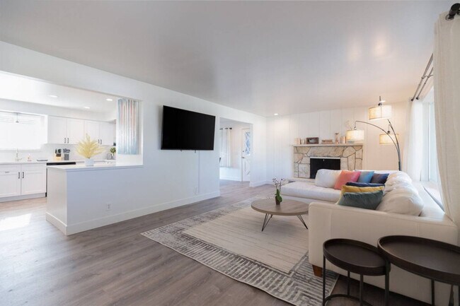 Photo - 2548 Cavalier Dr Unit SI ID1597566P