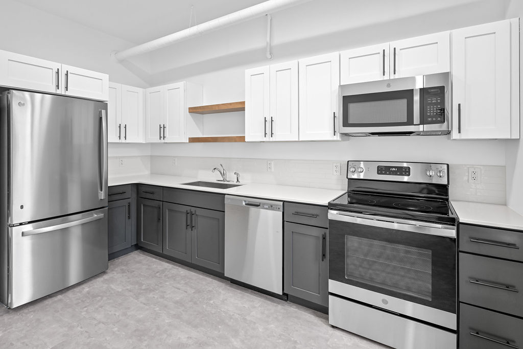 Floor Plan - A17 - 1 Bed / 1 Bath 