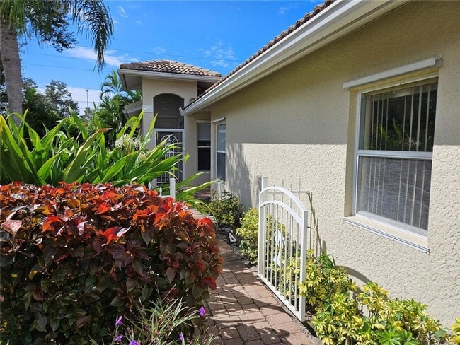 Photo - 920 Onager Ct