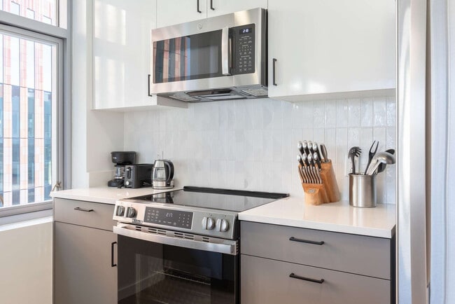 Photo - 250 Kendall St Unit SI FL7-ID1388514P