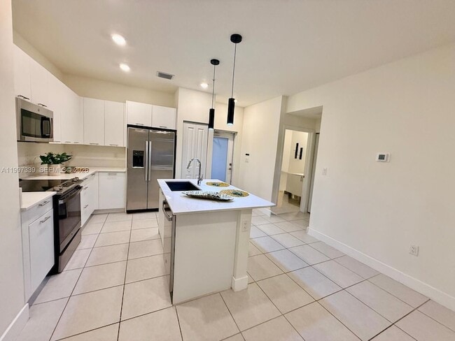 Photo - 8001 NW 41st St Unit F-305
