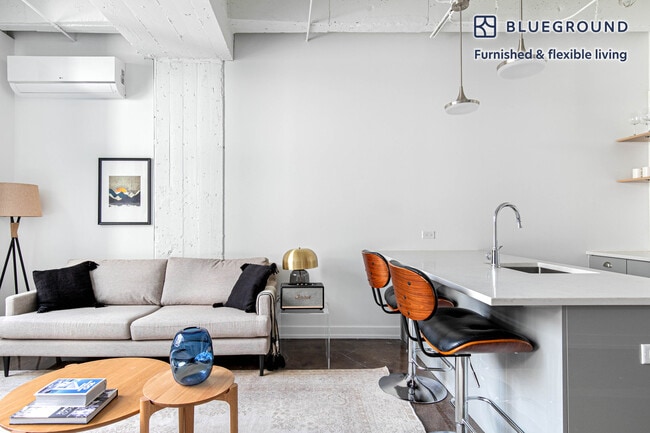 Photo - 5050 N Broadway Unit FL4-ID383