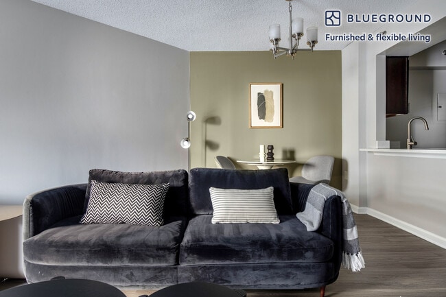 Photo - 2140 L St NW Unit SI FL3-ID797