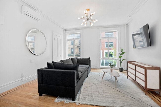 Photo - 257 W 19th St Unit SI ID1224967P