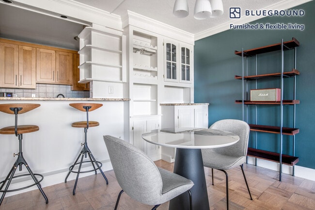 Photo - 6 Whittier Pl Unit FL10-ID288