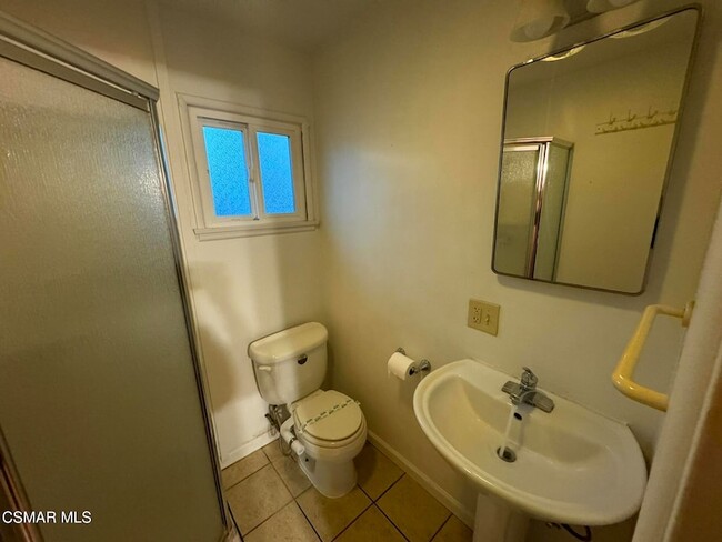 Photo - 1741 Church St Unit B