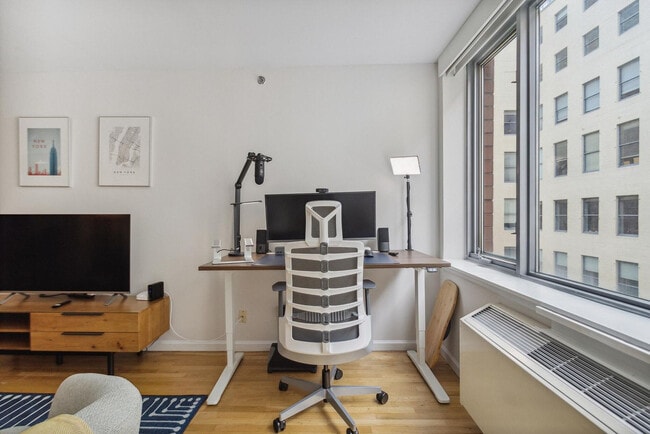 Photo - 120 W 21st St Unit SI FL5-ID337564P