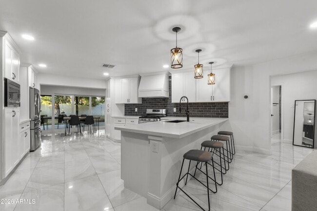 Photo - 3938 E Cheery Lynn Rd