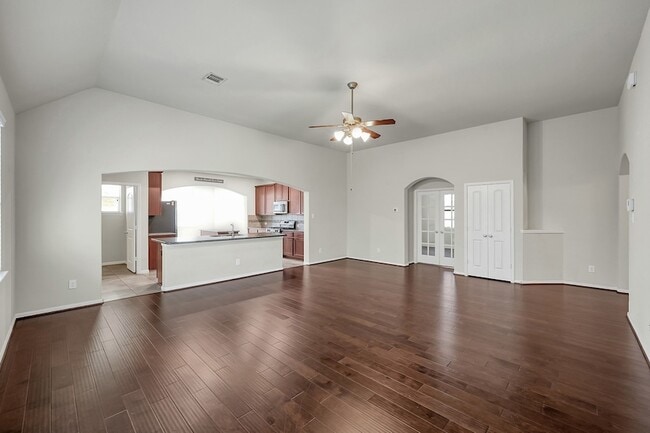 Photo - 30119 Saw Oaks Dr