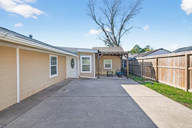 Photo - 7454 Navidad Rd