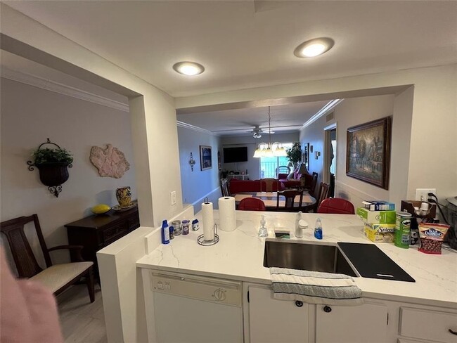 Photo - 95 N Birch Rd Unit 302