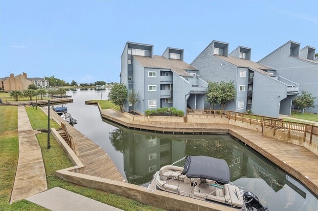 Photo - 12500 Melville Dr Unit D-234