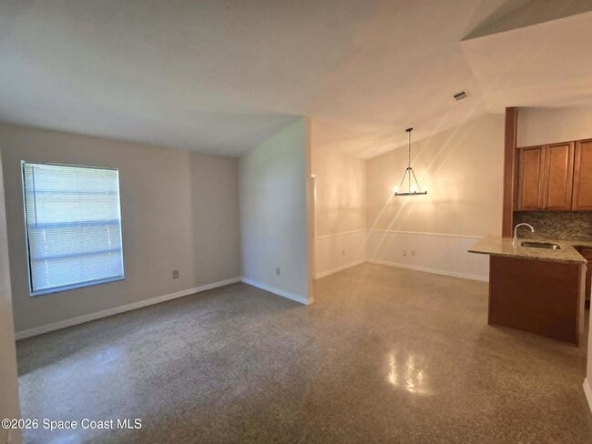 Photo - 1697 Parakeet Ct