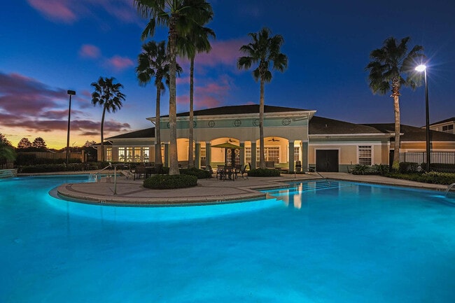 Building Photo - Villas at Gateway