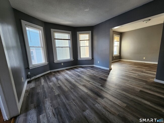 Photo - 538 Howard Ave