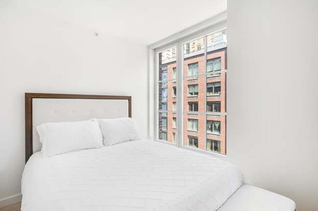 Photo - 500 W 50th St Unit SI ID1461702P