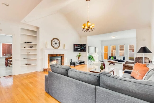 Photo - 1408 Aramore Dr SE Unit SI ID1569956P