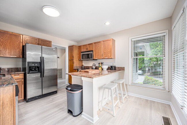 Photo - 206 Kirkwood Dr Unit SI ID1020748P