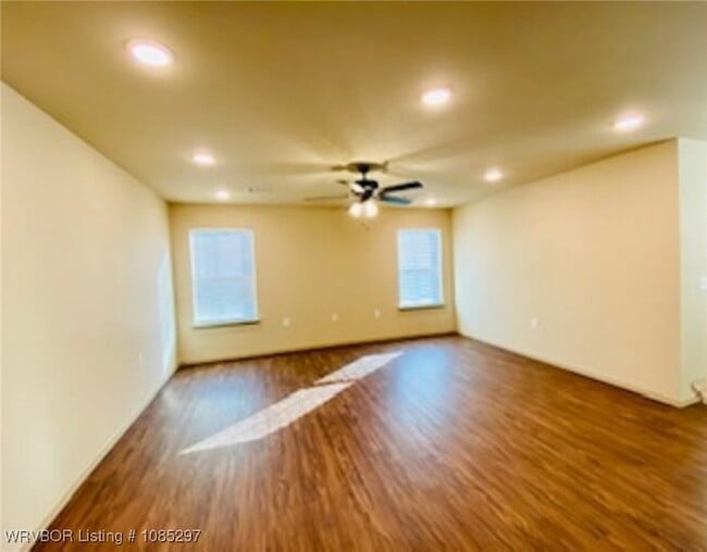 Photo - 6821 Veterans Ave