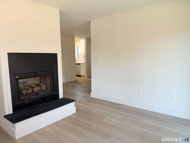 Photo - 108 Montoya Dr