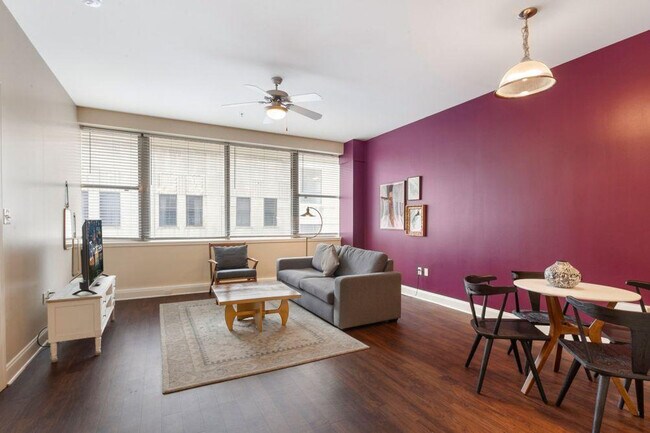 Photo - 925 Common St Unit ID1266893P