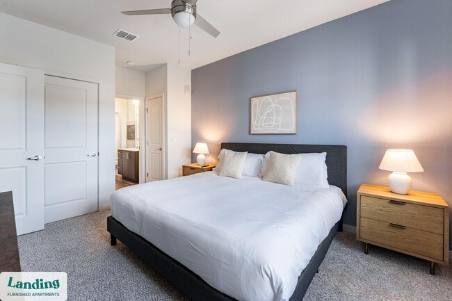 Building Photo - 1225 Utica Dr Unit 2-123.1411979