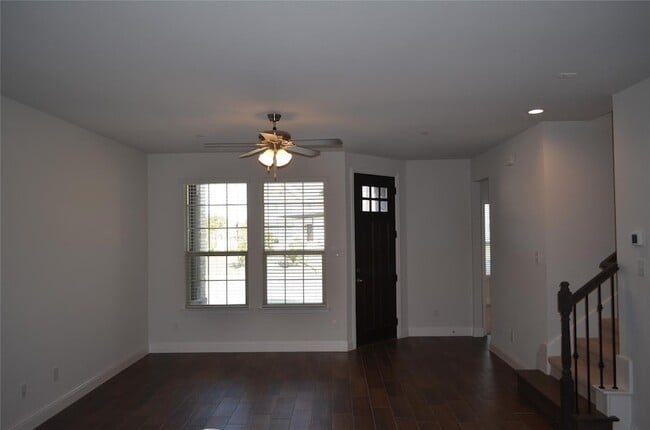 Photo - 5501 Crosby Dr