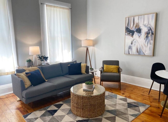 Building Photo - 1245 Martin Dr Unit ID1056019P