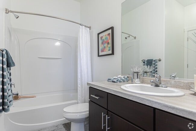 2BR, 2.5BA - 1,182SF - San Tropez Apartments & Townhomes