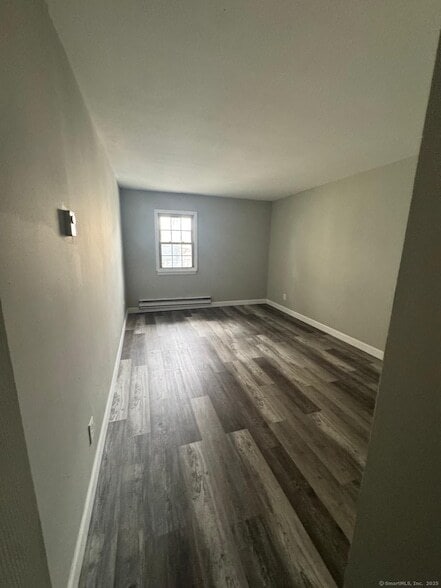 Photo - 240 Oak St Unit 7